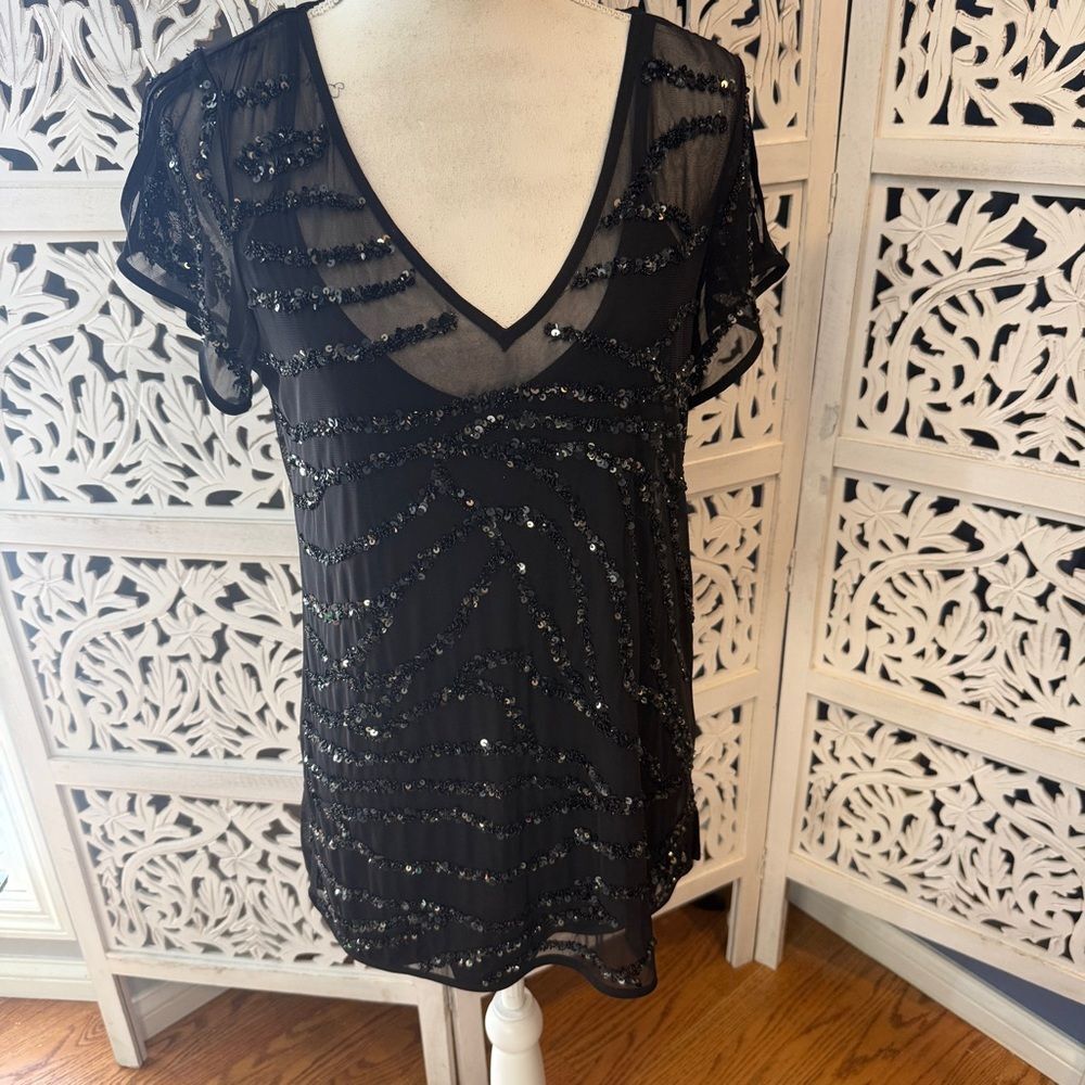 NWT White House Black Market Women's Black Sequined V-Neck Blouse Sz S